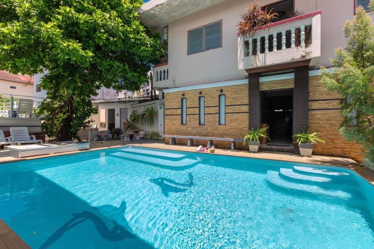 Centre Point Nanai 호텔 Patong 외부 사진